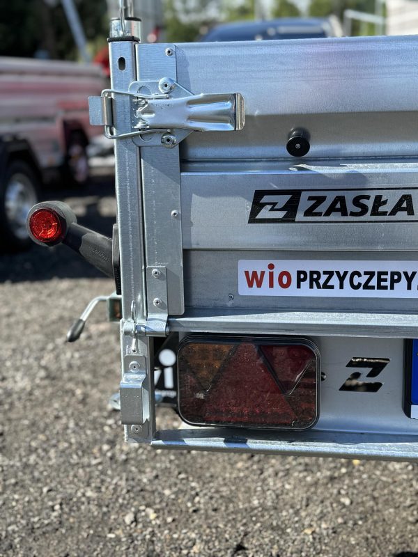 ZASŁAW 205SU - ZAMKI BURT